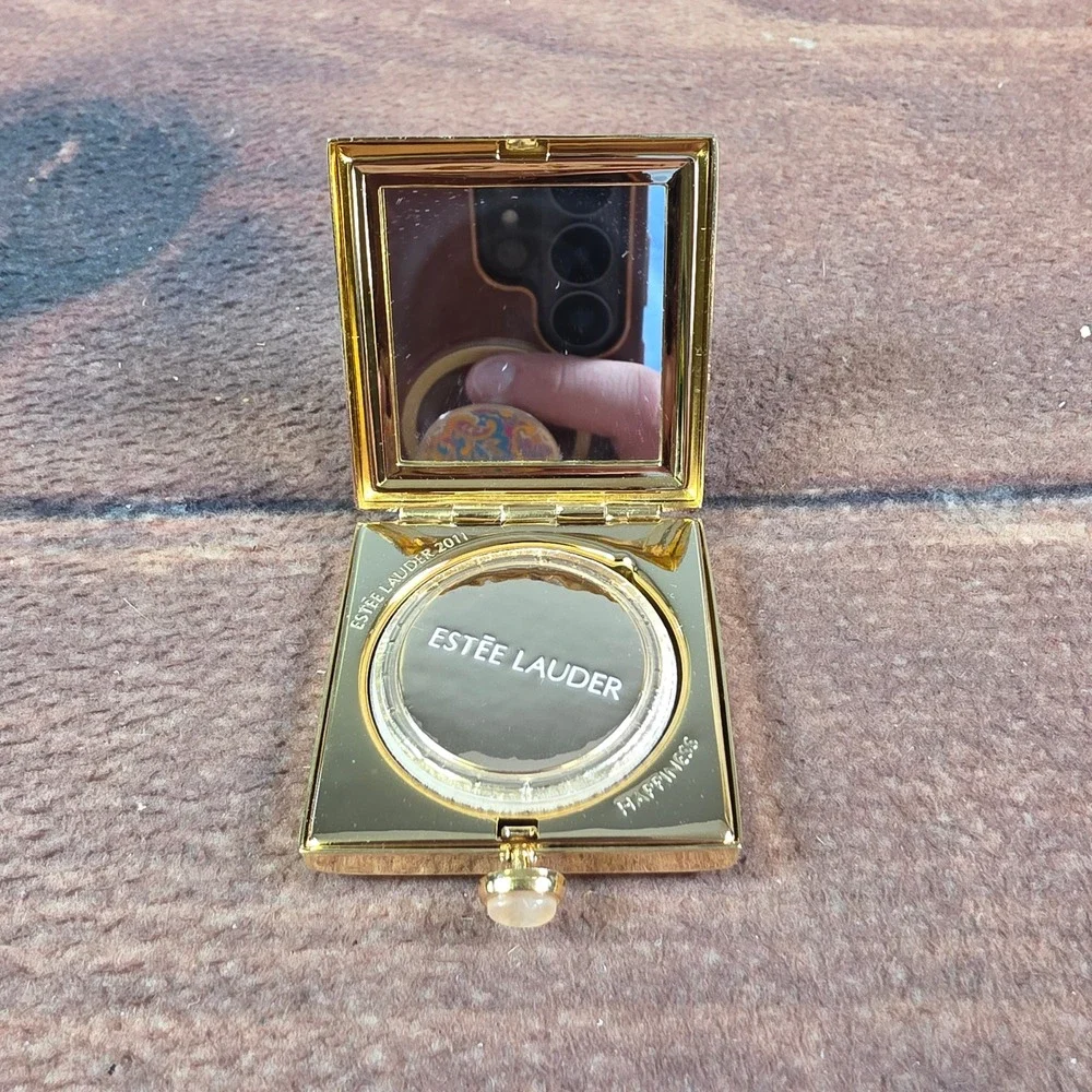 Estee Lauder Happiness Compact Womens OS Gold New 2011 Lucidity Pressed Powder
